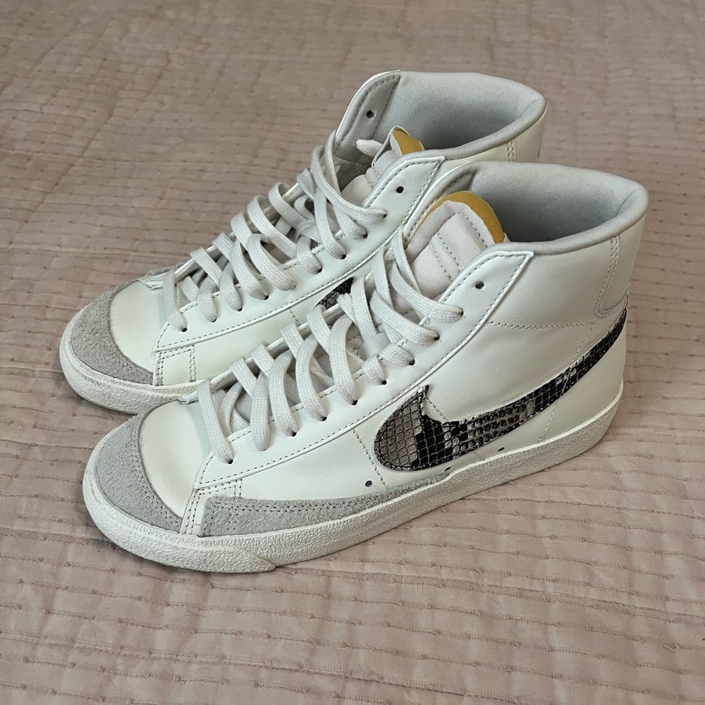 Nike Blazer Mid ‘77 Snakeskin